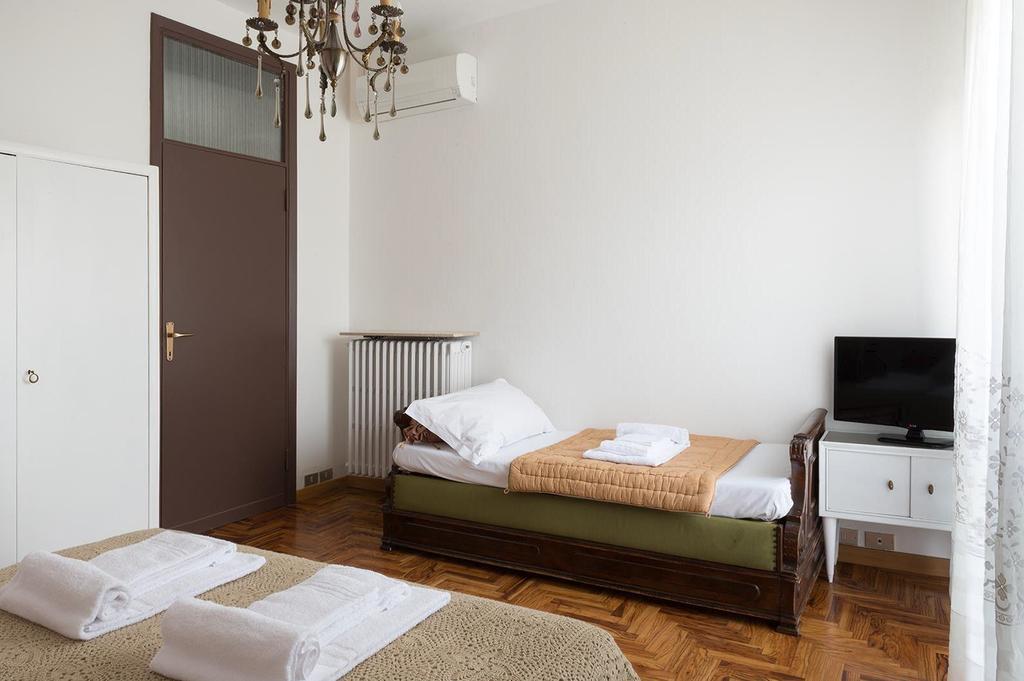Rooms Villa Bergamo Airport 스칸조로씨아테 외부 사진